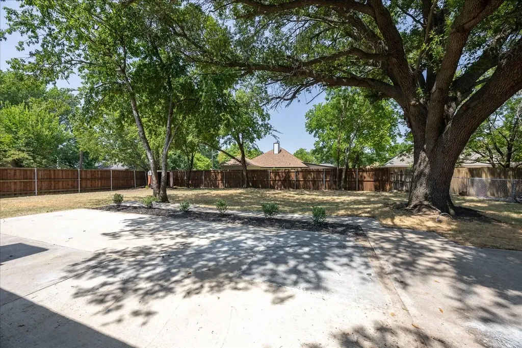 301 Bellaire Drive Denton TX 76209