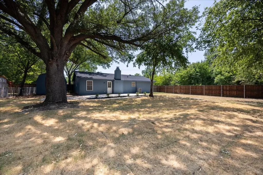 301 Bellaire Drive Denton TX 76209