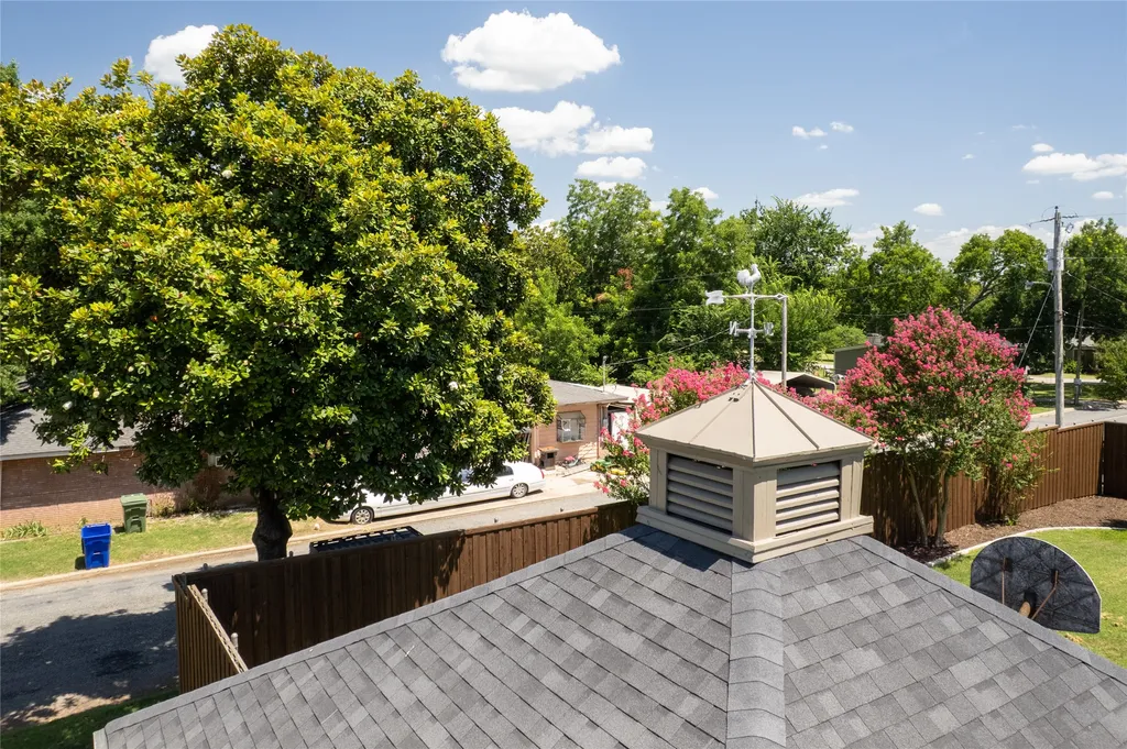 406 E Main Street Whitesboro TX 76273