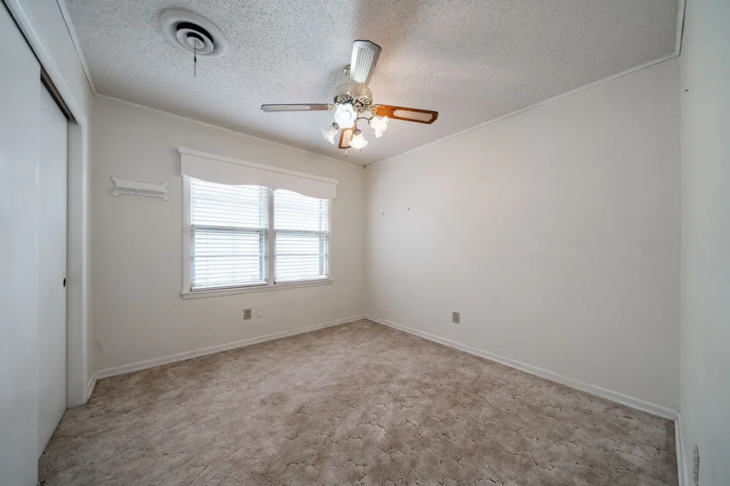 909 S Anson Stamford TX 79553