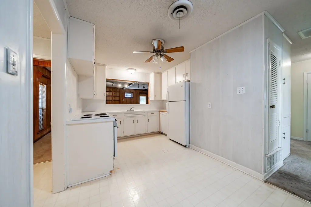 909 S Anson Stamford TX 79553