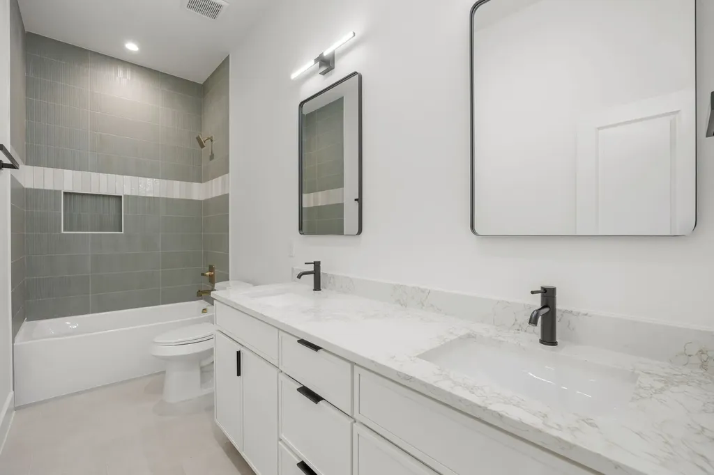 1138 Nolte Drive Dallas TX 75208