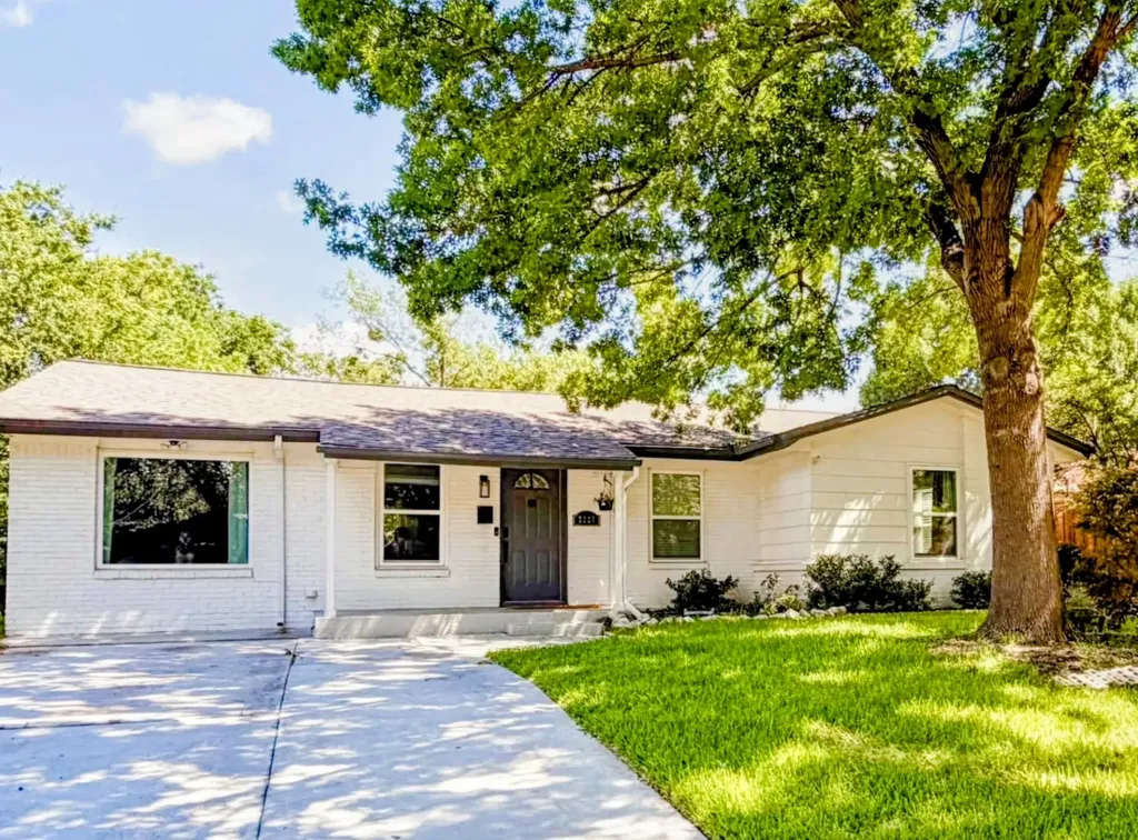 2227 Cambridge Drive Irving TX 75061