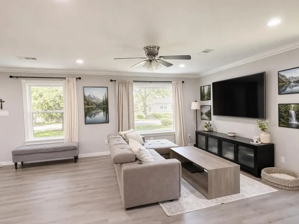 2227 Cambridge Drive Irving TX 75061