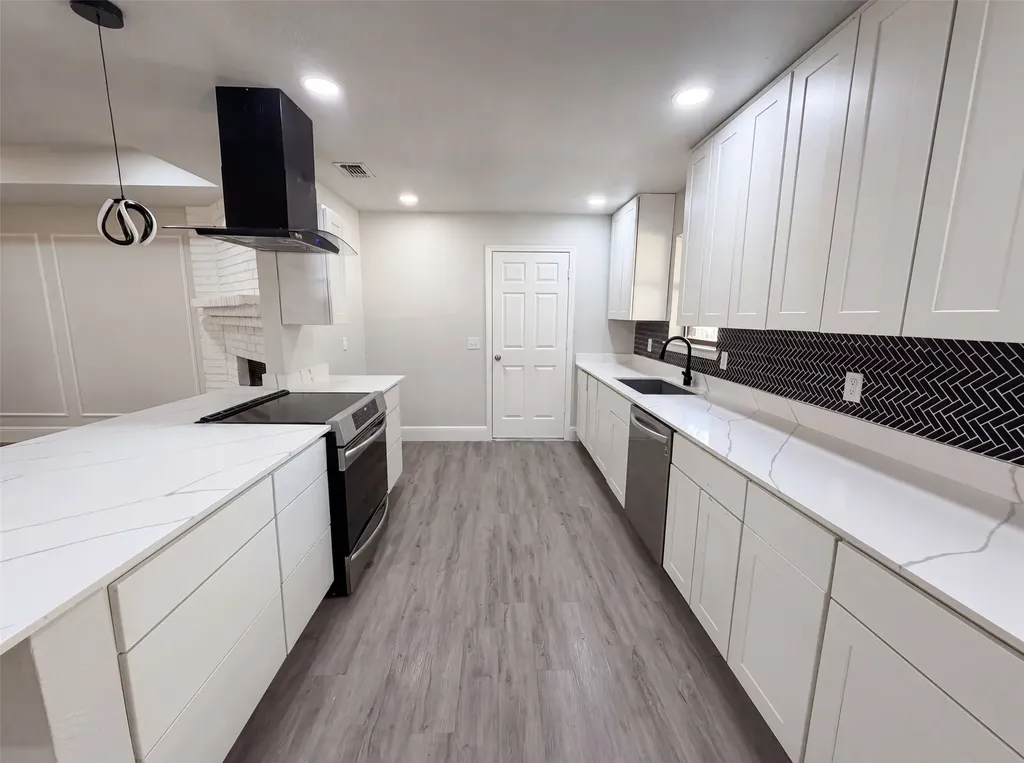 127 Jason Drive Red Oak TX 75154