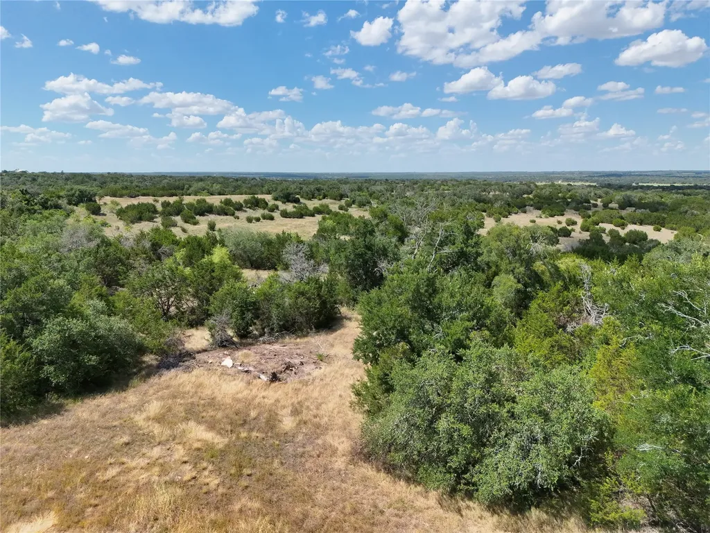 895 Pr 202 150a Hamilton TX 76531