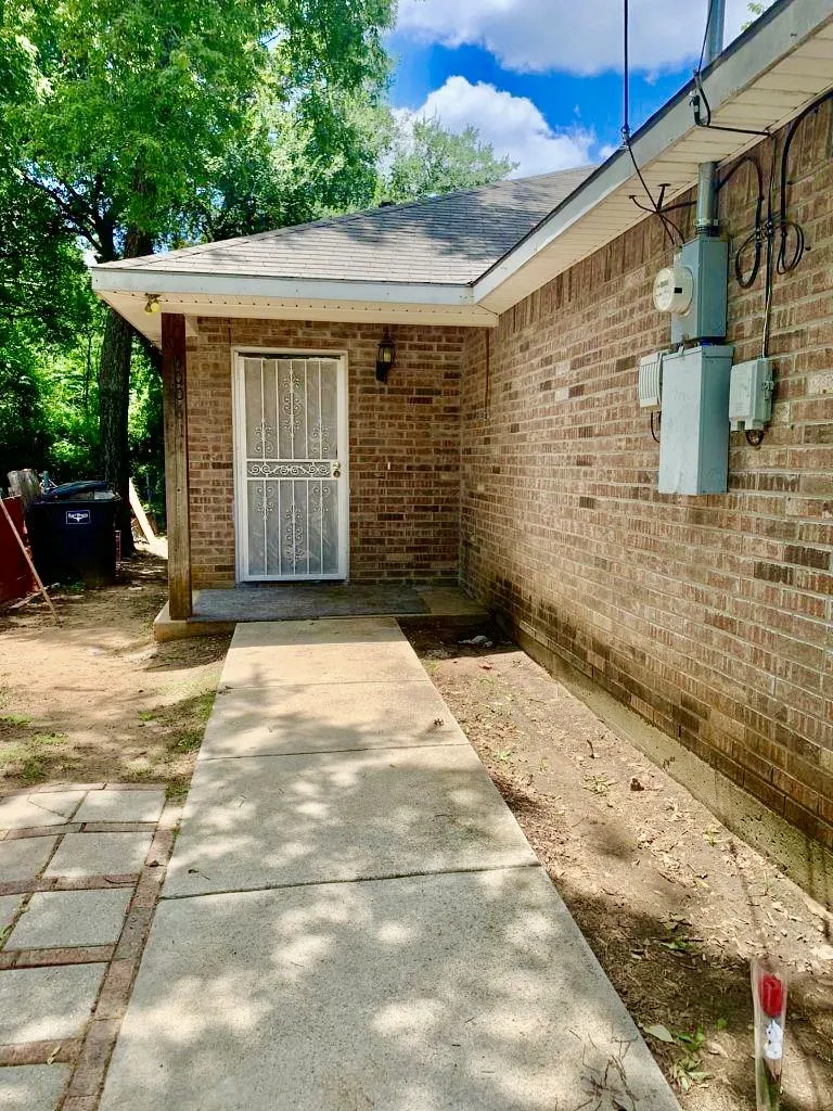 5004 Chapman Street Fort Worth TX 76105