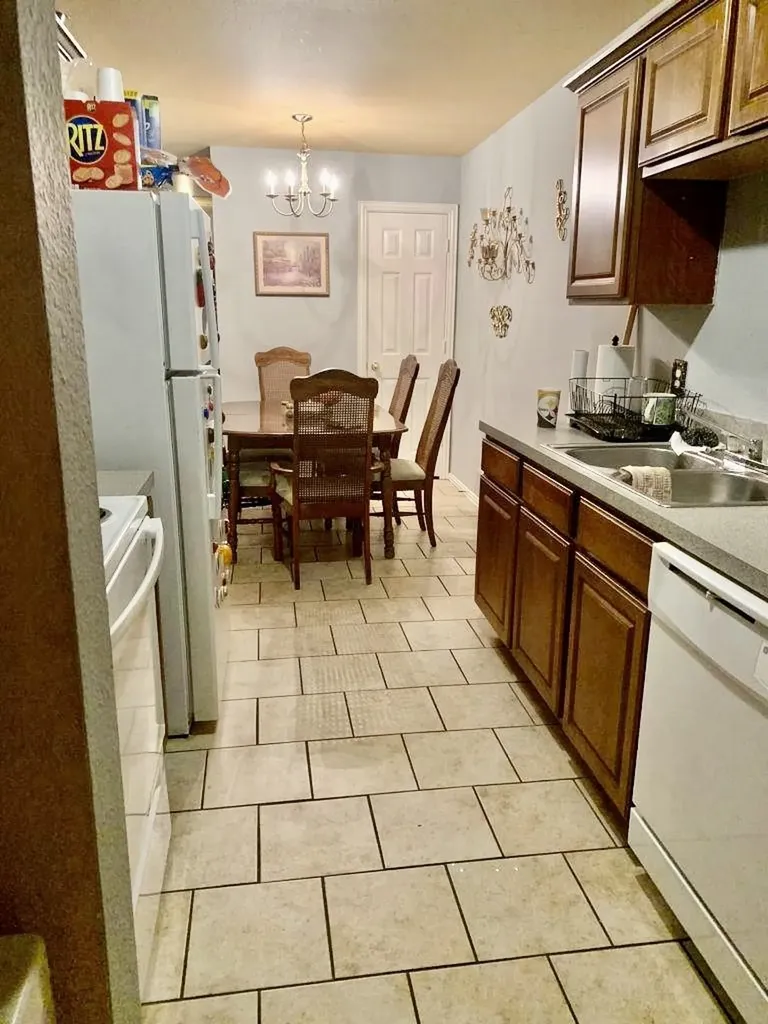 5004 Chapman Street Fort Worth TX 76105