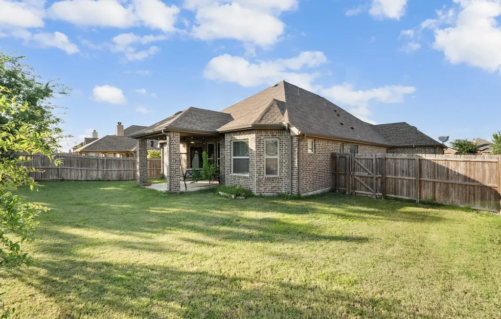 307 Acadia Lane Forney TX 75126