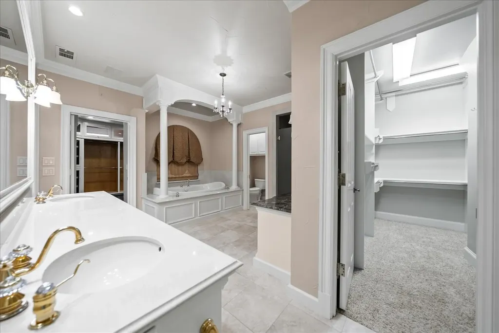900 Amethyst Drive Oak Point TX 75068