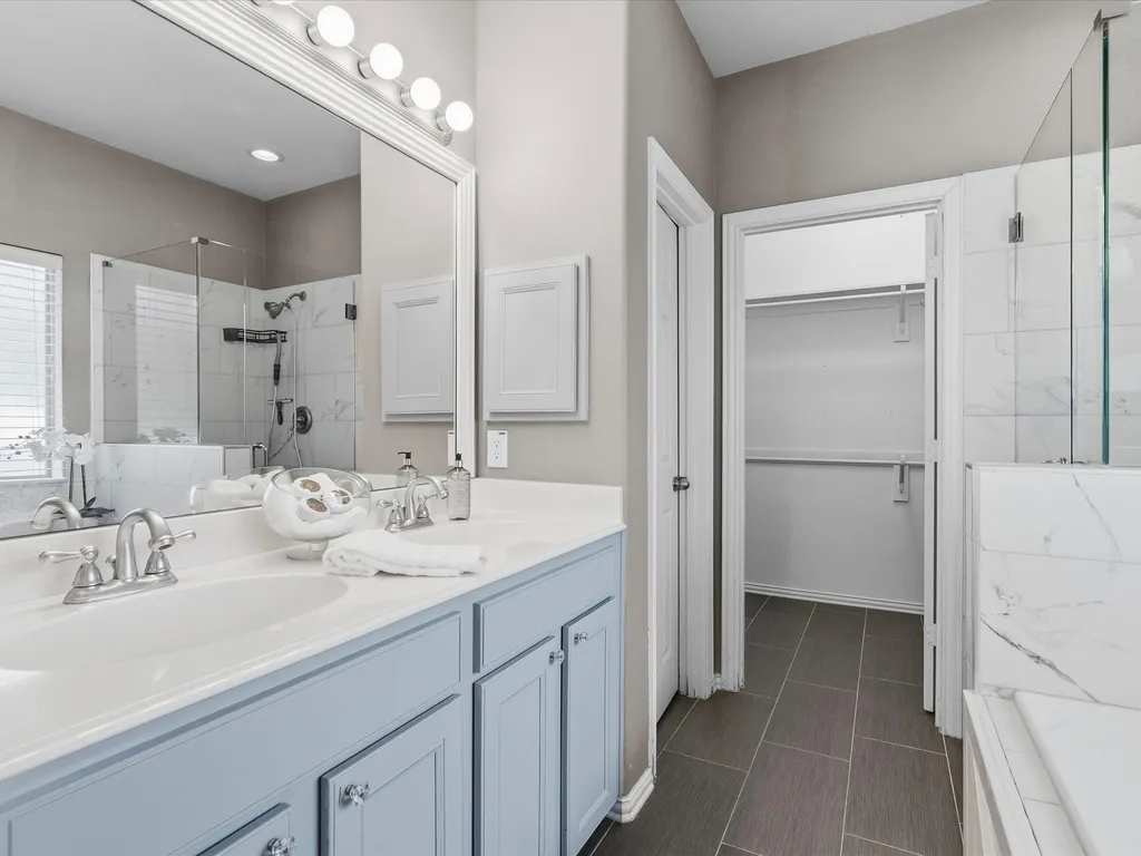 1020 Grey Fox Drive Savannah TX 76227