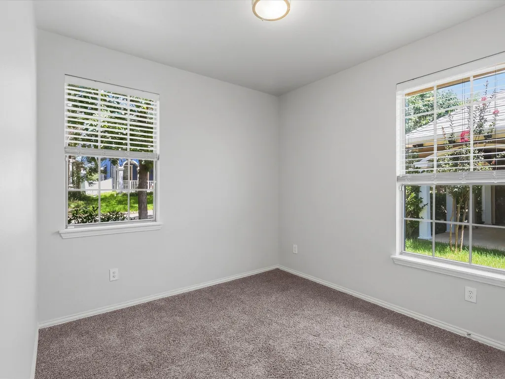 1020 Grey Fox Drive Savannah TX 76227