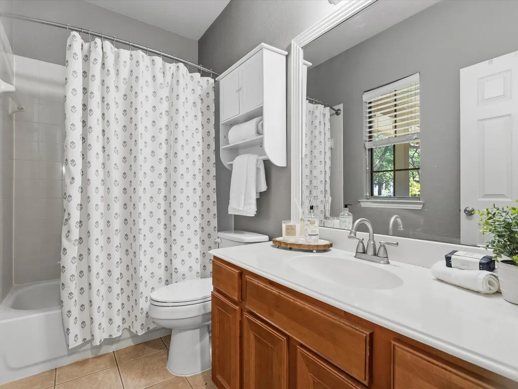 1020 Grey Fox Drive Savannah TX 76227