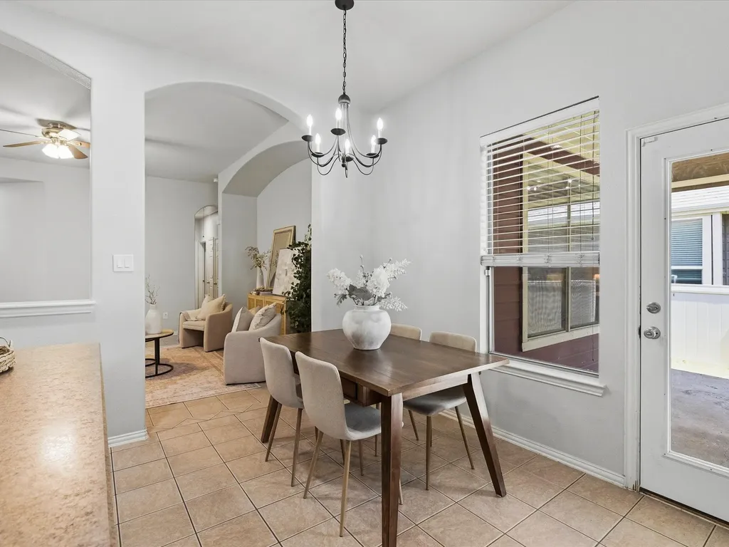 1020 Grey Fox Drive Savannah TX 76227