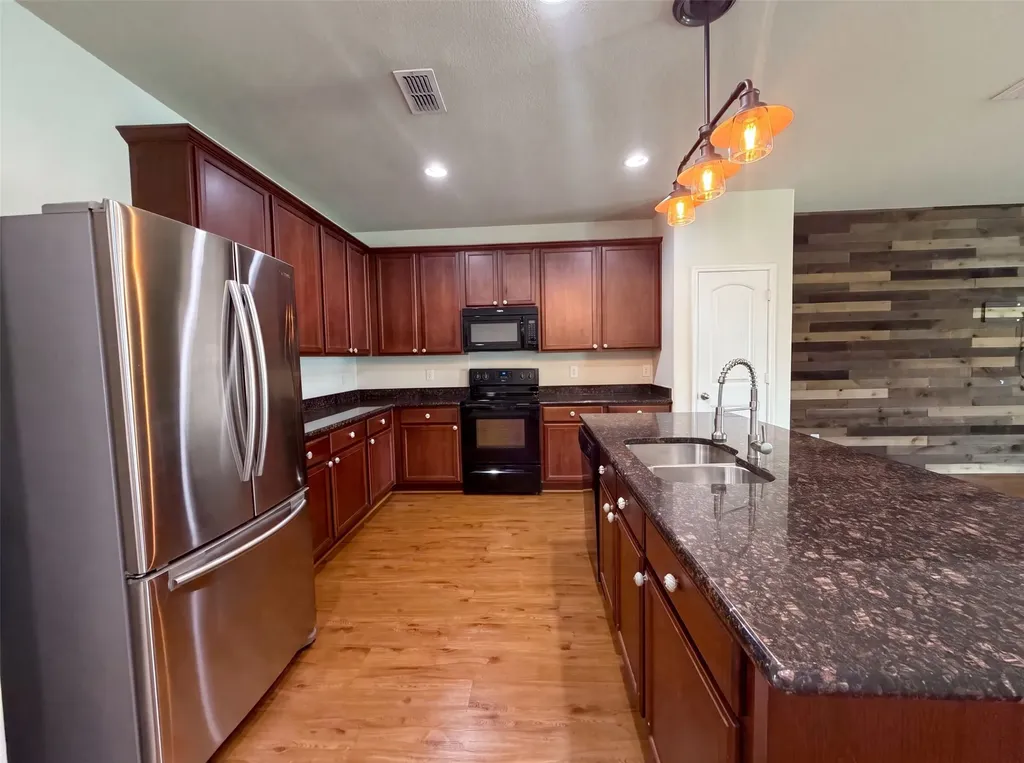 9165 Blackstone Drive Providence Village TX 76227