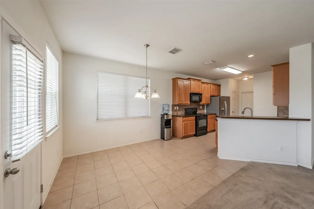 600 Beeman Drive Arlington TX 76002