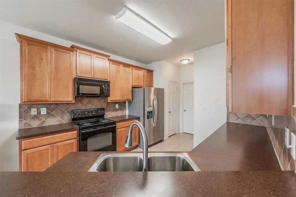 600 Beeman Drive Arlington TX 76002