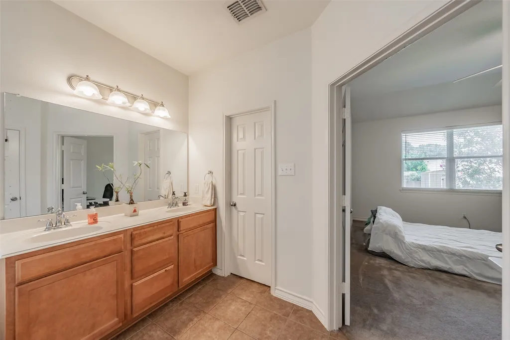 600 Beeman Drive Arlington TX 76002