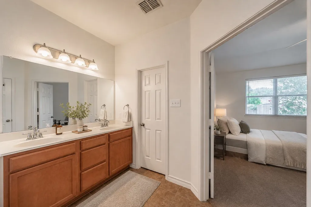 600 Beeman Drive Arlington TX 76002