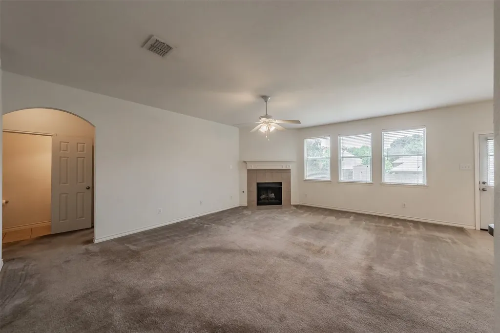 600 Beeman Drive Arlington TX 76002