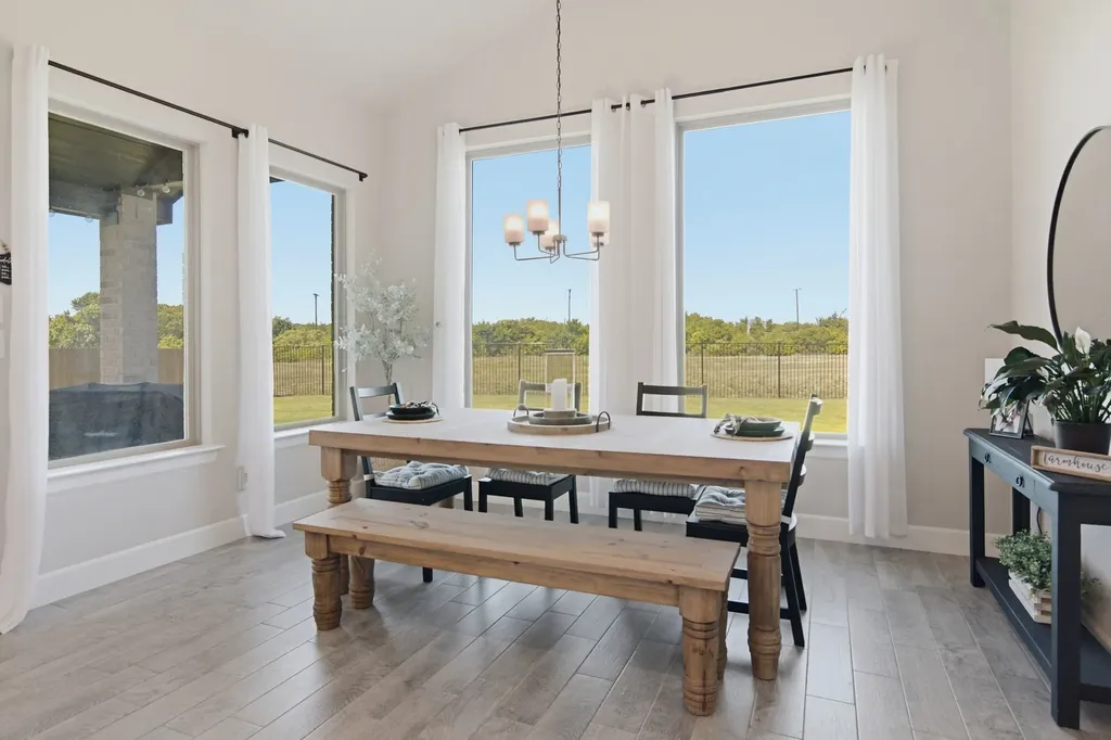 605 Eagle Bend Lane Burleson TX 76028