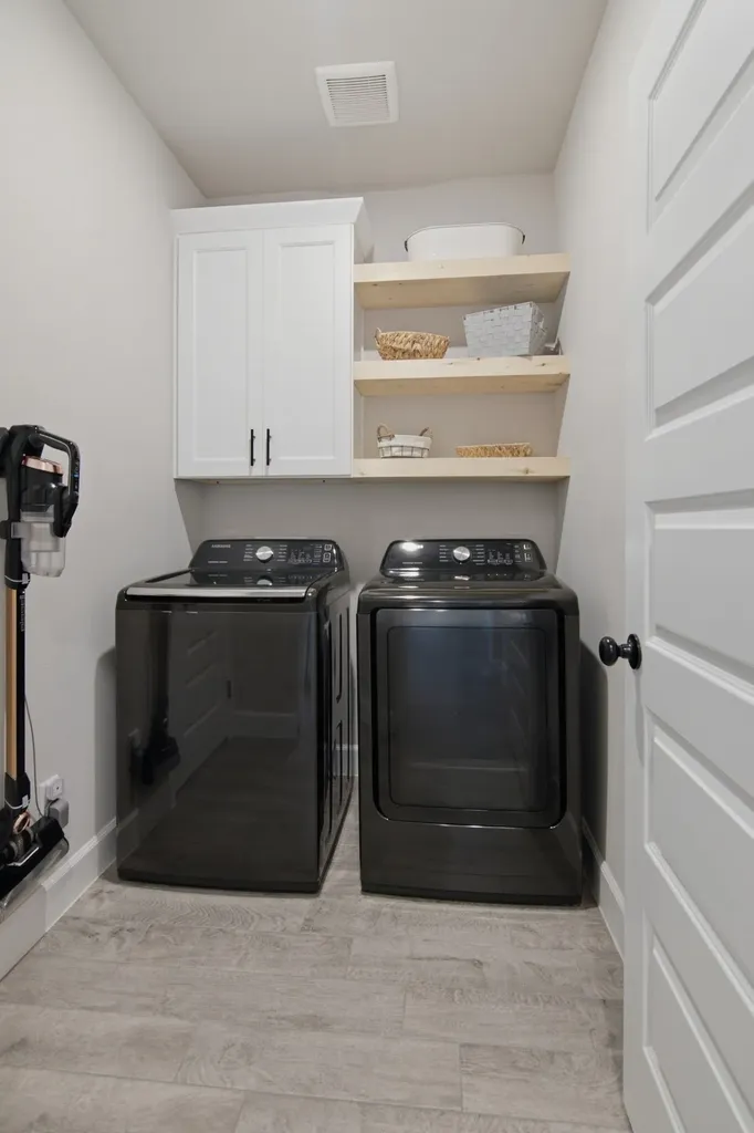 605 Eagle Bend Lane Burleson TX 76028