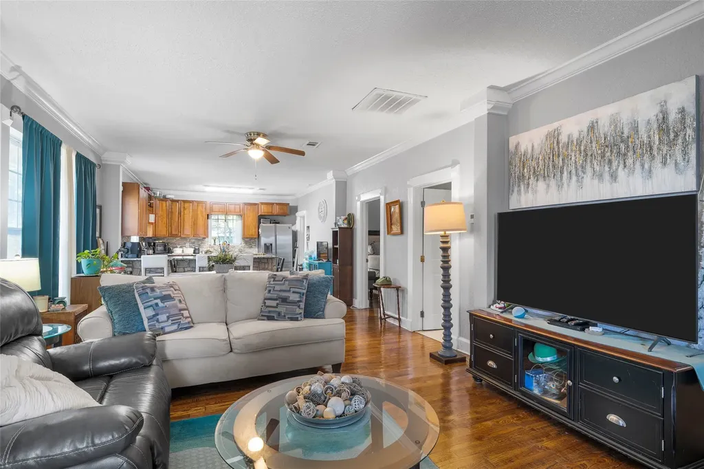 2700 Cole Avenue Waco TX 76707
