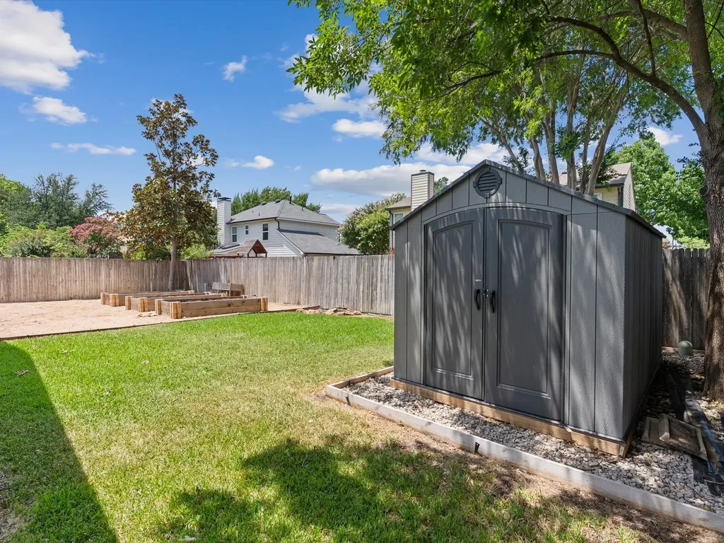 1220 Oxford Lane Grapevine TX 76051