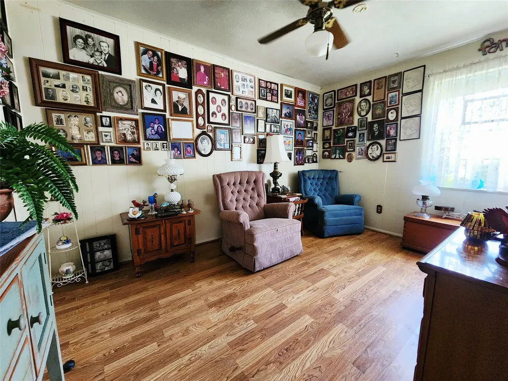 1308 Marlee Lane Arlington TX 76014