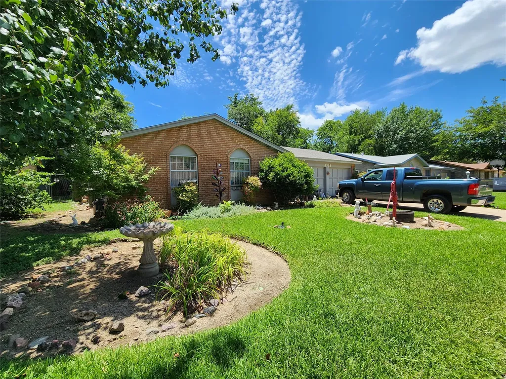 1308 Marlee Lane Arlington TX 76014