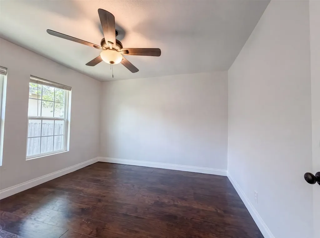 2832 Avenue I Fort Worth TX 76105