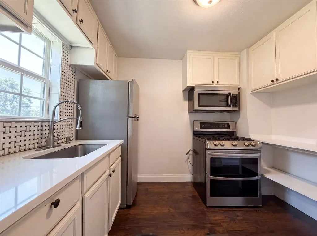 2832 Avenue I Fort Worth TX 76105