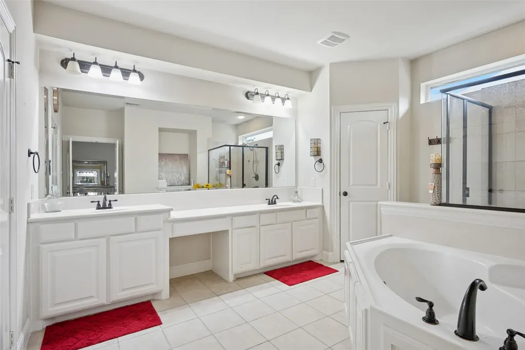 901 Oglethorpe Lane Aubrey TX 76227