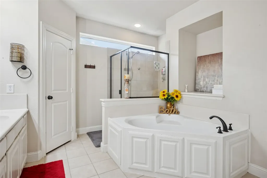 901 Oglethorpe Lane Aubrey TX 76227
