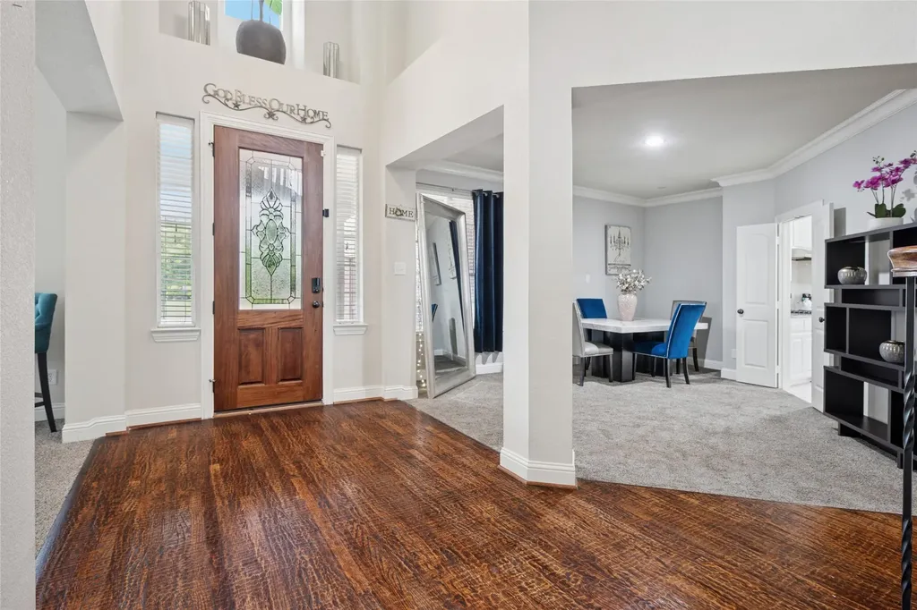 901 Oglethorpe Lane Aubrey TX 76227