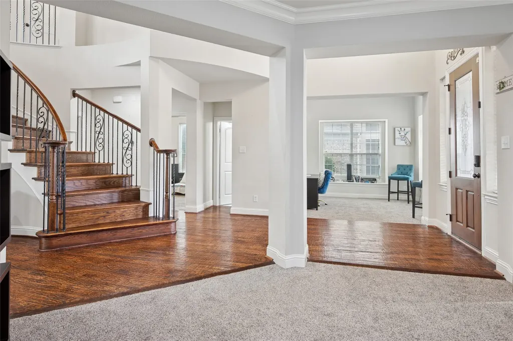 901 Oglethorpe Lane Aubrey TX 76227