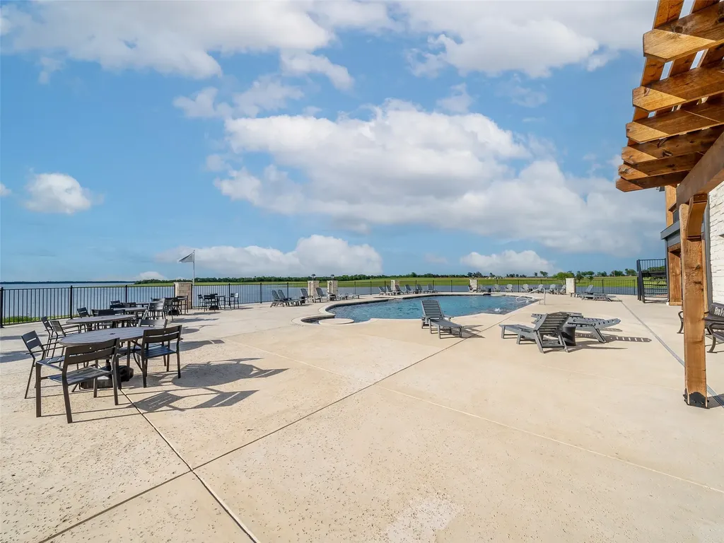 398 Timberland Heights Windom TX 75492