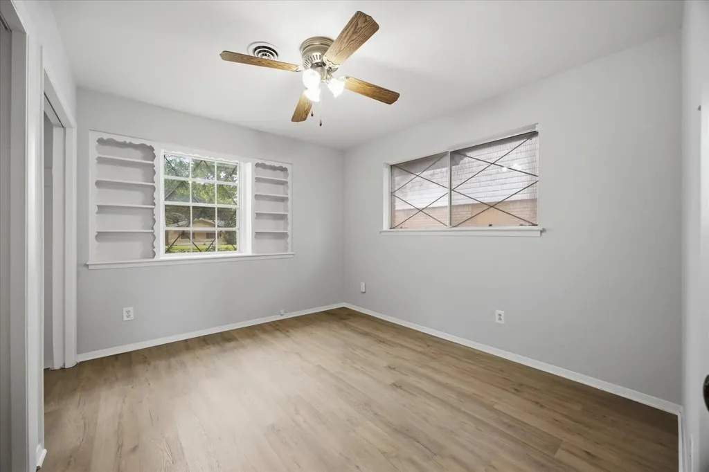 2210 Fairfax Drive Irving TX 75060