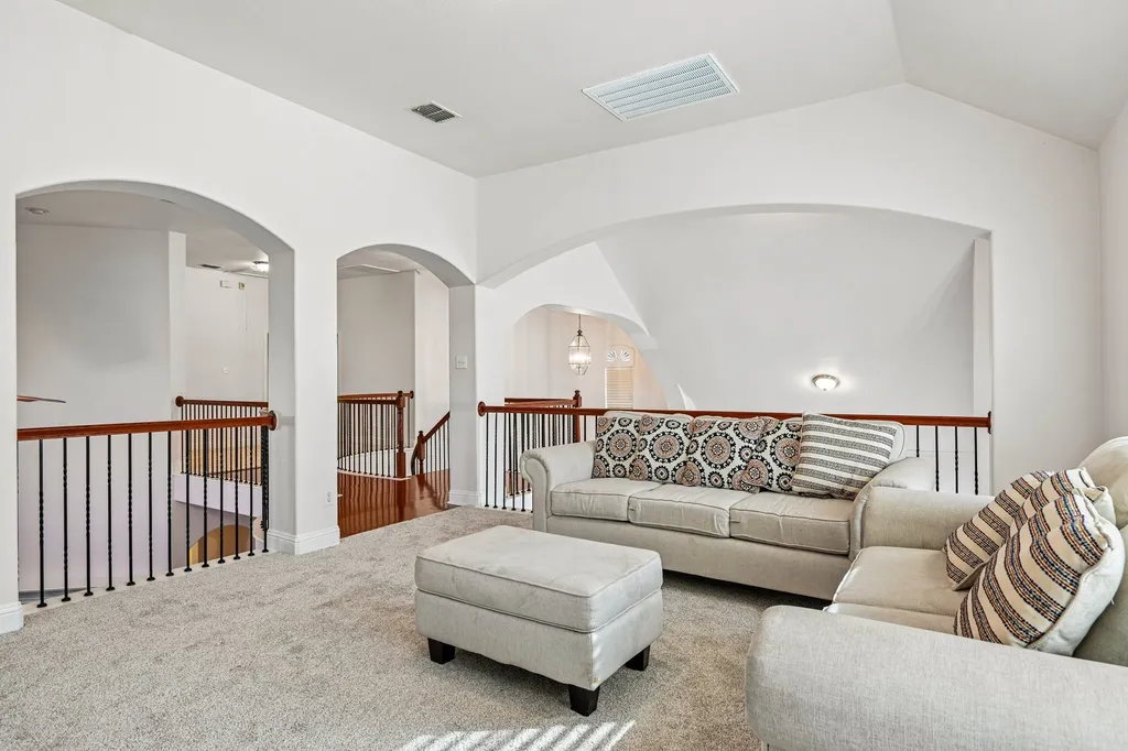 6006 Shadywood Lane Garland TX 75043