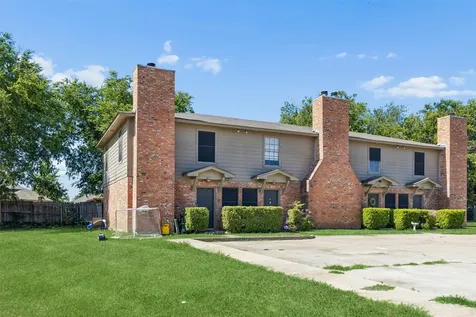 321 Cambridge Drive Saginaw TX 76179