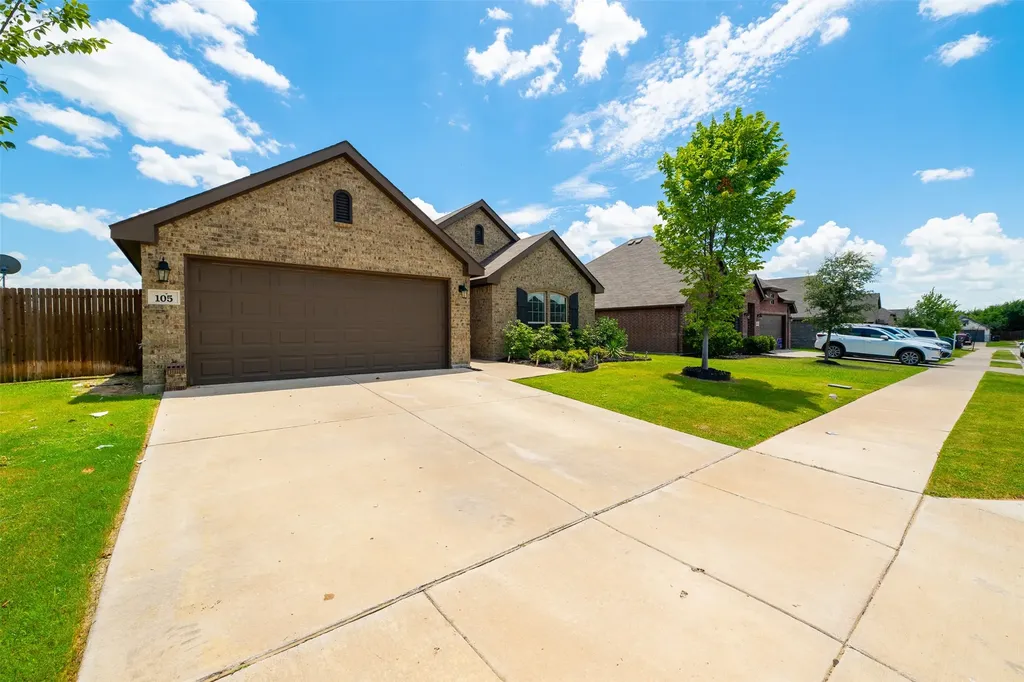 105 Cheryl Drive Keene TX 76059