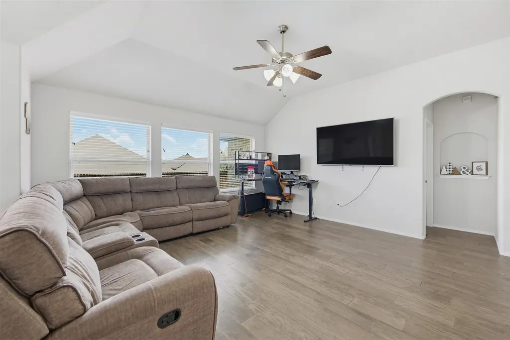 105 Cheryl Drive Keene TX 76059