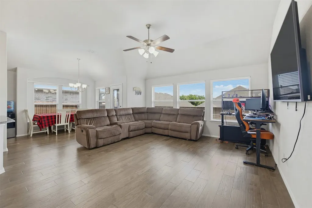 105 Cheryl Drive Keene TX 76059