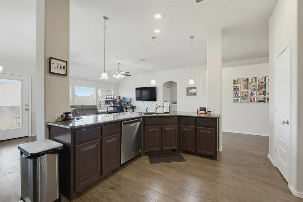 105 Cheryl Drive Keene TX 76059