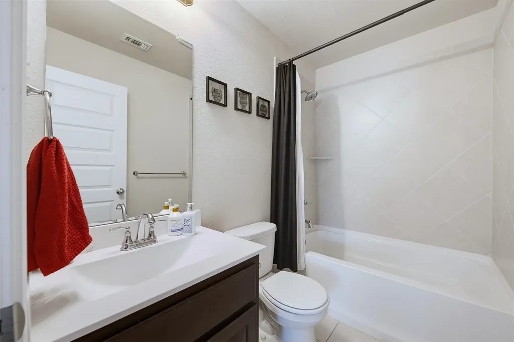 105 Cheryl Drive Keene TX 76059