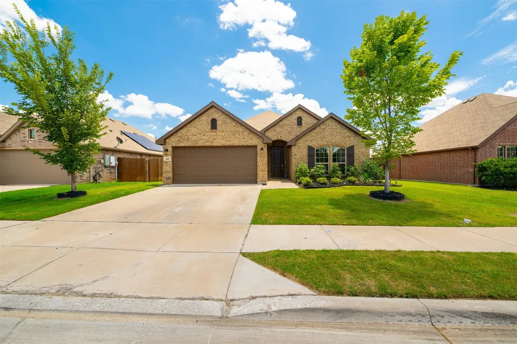 105 Cheryl Drive Keene TX 76059