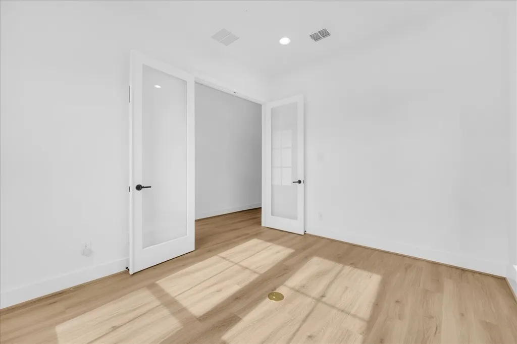 2100 Pleasant Run Lane Fort Worth TX 76008
