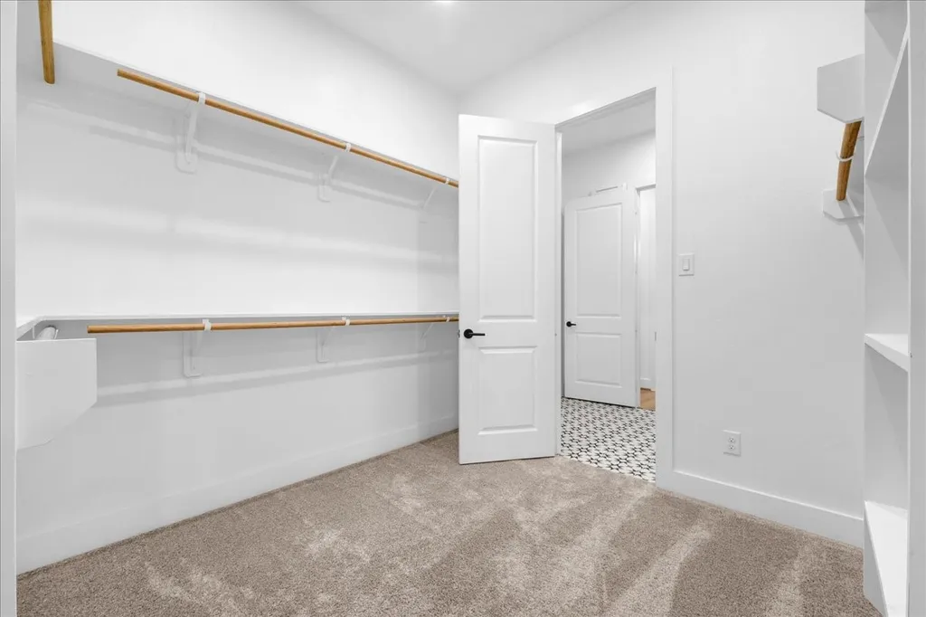 2100 Pleasant Run Lane Fort Worth TX 76008
