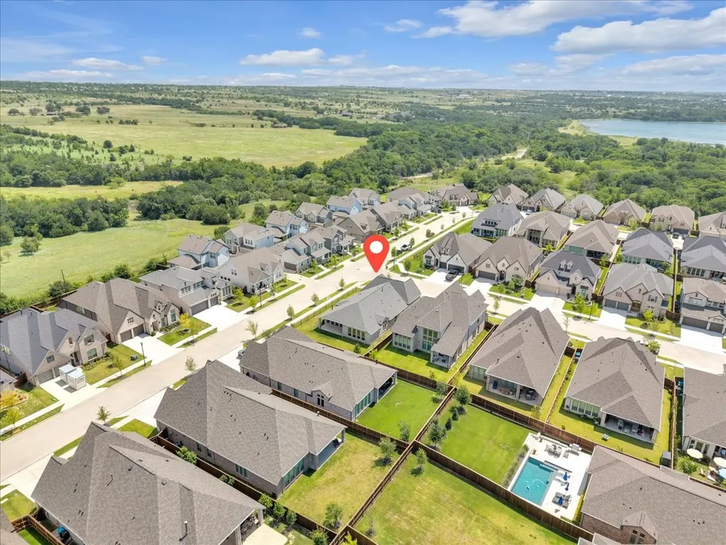 2100 Pleasant Run Lane Fort Worth TX 76008