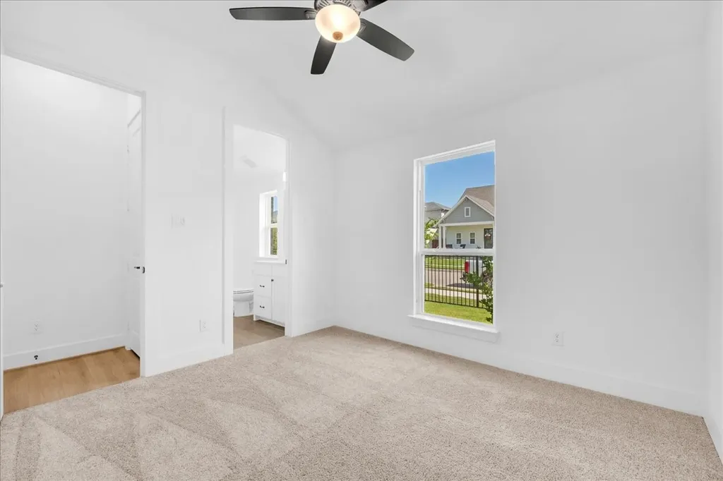 2100 Pleasant Run Lane Fort Worth TX 76008